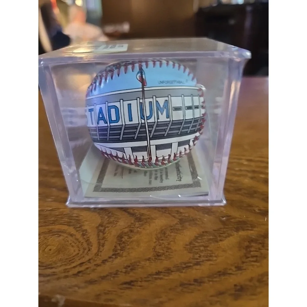New York Yankees Yankee Stadium Unforgettaball Collectors Series New Sealed Read